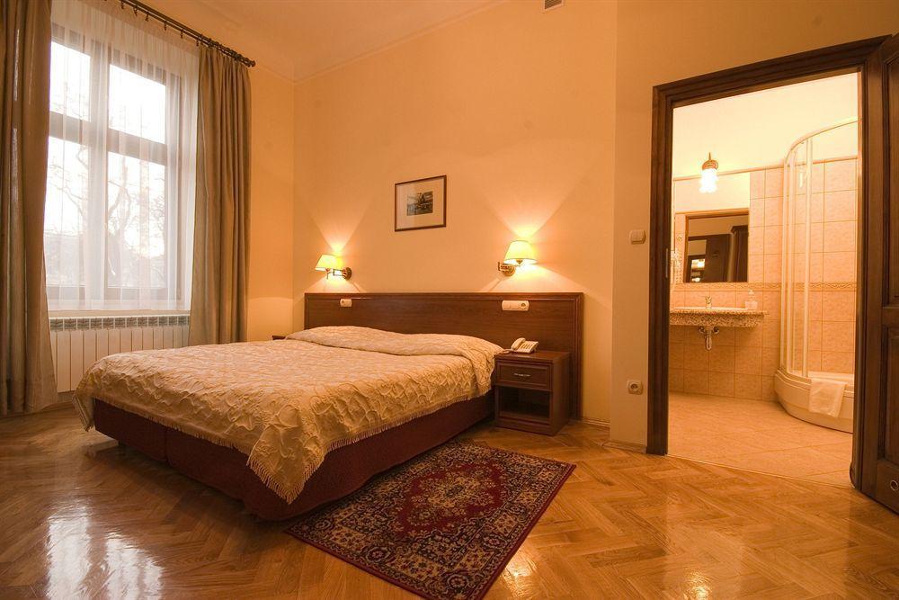 Aparthotel Basztowa Krakow Exterior photo