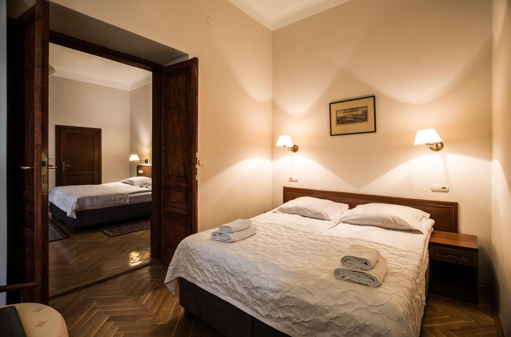 Aparthotel Basztowa Krakow Exterior photo