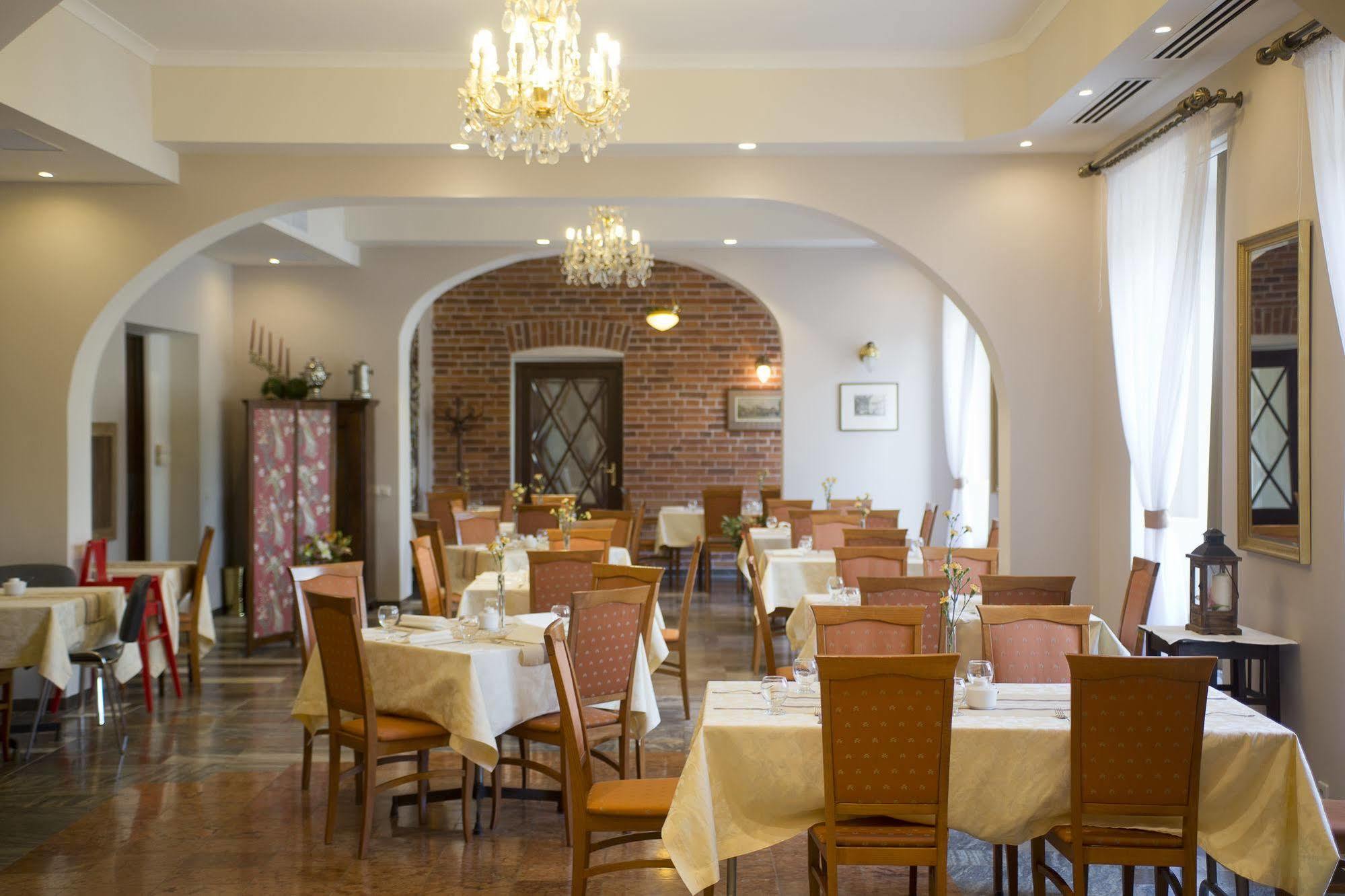 Aparthotel Basztowa Krakow Exterior photo